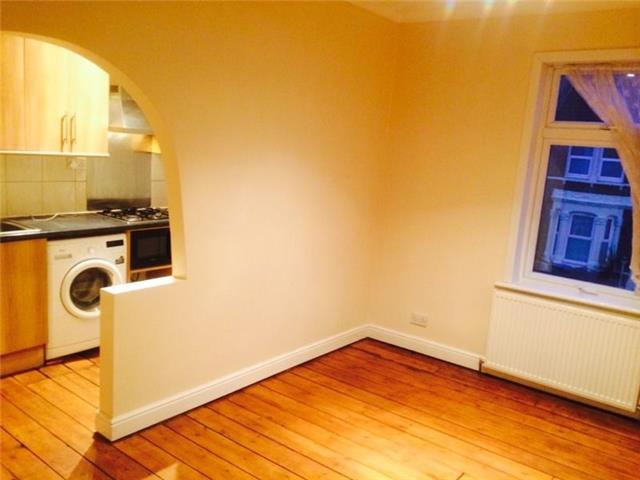  Image of 2 Bedroom Flat  To Rent at Ramsay Road, London, E7